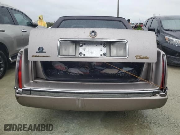 ✅ 1995 Cadillac Concours • VIN: 1G6KF52Y6SU244970 • Lot: 75079524. Listed on Copart with Not provided. Free auction sales archive from the USA and detailed vehicle history report at DreamBid. Image 6.