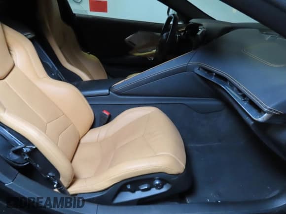 ✅ 2023 Chevrolet Corvette 2LT • VIN: 1G1YB2D4XP5137393 • Лот: 58587325. Опубликован ранее на Copart с пробегом Не указан. Бесплатный доступ к архиву аукционных продаж из США и подробный отчёт об истории автомобиля на DreamBid. Изображение 5.