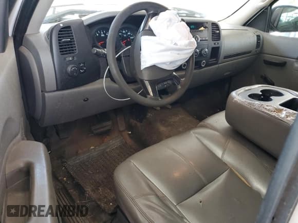 ✅ 2011 Chevrolet Silverado 1500 Work Truck • VIN: 1GCNCPEX1BZ466658 • Лот: 56483065. Опубликован ранее на Copart с пробегом 316 473 миль. Бесплатный доступ к архиву аукционных продаж из США и подробный отчёт об истории автомобиля на DreamBid. Изображение 8.