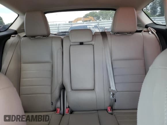 ✅ 2016 Ford C-Max SEL • VIN: 1FADP5CU3GL103954 • Lot: 56338395. Wystawiony na Copart z przebiegiem 158 512 mil. Bezpłatny archiwum sprzedaży aukcyjnych z USA i szczegółowy raport historii pojazdu na DreamBid. Zdjęcie 10.