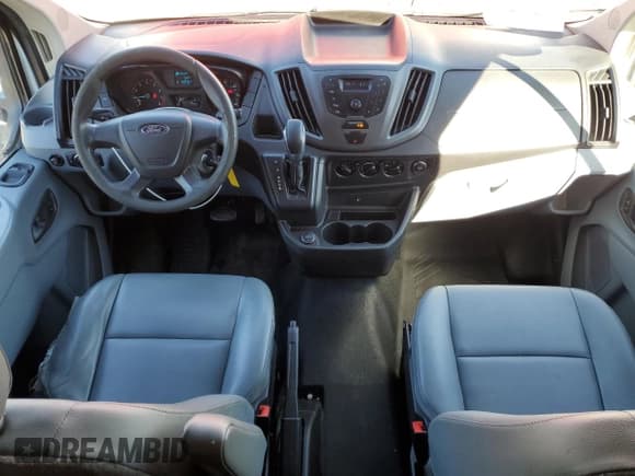 ✅ 2017 Ford Transit • VIN: 1FTYE1ZM4HKA72903 • Лот: 84230375. Опубликован ранее на Copart с пробегом 139 096 миль. Бесплатный доступ к архиву аукционных продаж из США и подробный отчёт об истории автомобиля на DreamBid. Изображение 8.