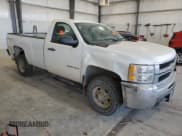 ✅ 2007 Chevrolet Silverado 2500HD 1LT • VIN: 1GCHK24K07E511824 • Lot: 85600565. Wystawiony na Copart z przebiegiem 128 908 mil. Bezpłatny archiwum sprzedaży aukcyjnych z USA i szczegółowy raport historii pojazdu na DreamBid. Zdjęcie 4.