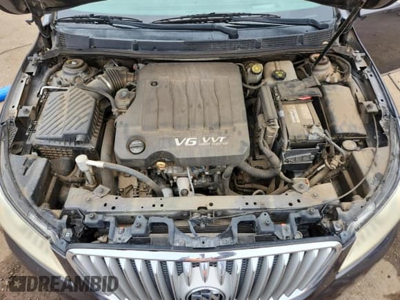 ✅ 2012 Buick LaCrosse Premium 3 • VIN: 1G4GH5E33CF302922 • Lot: 66875335. Listed on Copart with 165,235 mi. Free auction sales archive from the USA and detailed vehicle history report at DreamBid. Image 11.