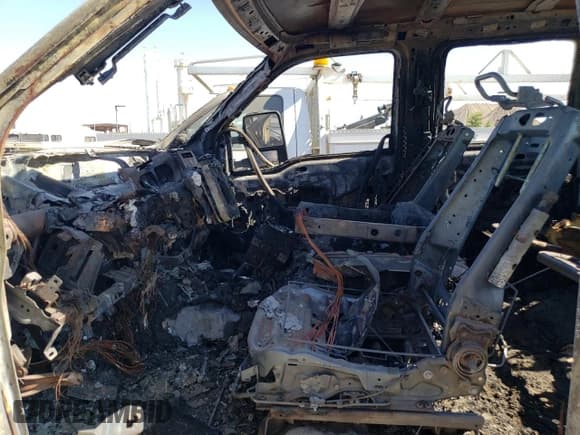 ✅ 2016 Ford F-350 • VIN: 1FD8W3BT7GEC16205 • Lot: 61933425. Wystawiony na Copart z przebiegiem Nie podano. Bezpłatny archiwum sprzedaży aukcyjnych z USA i szczegółowy raport historii pojazdu na DreamBid. Zdjęcie 7.