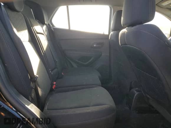 2018 Chevrolet Trax LS с VIN 3GNCJKSB0JL337459, выставлен на аукционе Copart как лот 86458885 с пробегом 84 201 миль миль и Списание • Salvage title. История ставок и продаж доступна на DreamBid. Изображение 11.