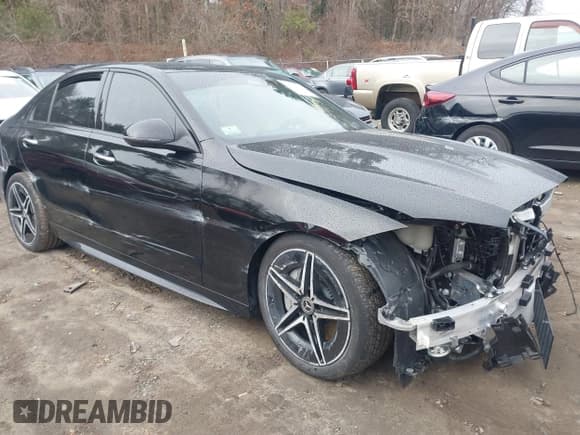 ✅ 2023 Mercedes-Benz C 300 • VIN: W1KAF4HB4PR131332 • Lot: 41099371. Wystawiony na IAAI z przebiegiem 20 645 mil. Bezpłatny archiwum sprzedaży aukcyjnych z USA i szczegółowy raport historii pojazdu na DreamBid. Zdjęcie 1.