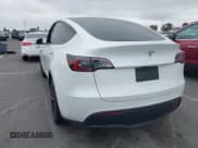✅ 2024 Tesla Model Y • VIN: 7SAYGDED6RF166543 • Лот: 41713362. Опубликован ранее на IAAI с пробегом Не указан. Бесплатный доступ к архиву аукционных продаж из США и подробный отчёт об истории автомобиля на DreamBid. Изображение 3.