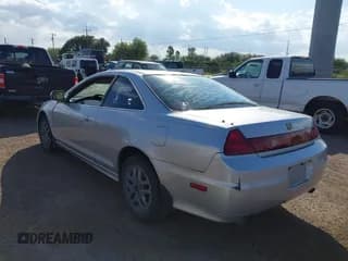 ✅ 2002 Honda Accord EX • VIN: 1HGCG22562A007028 • Lot: 43531474. Listed on IAAI with 181,579 mi. Free auction sales archive from the USA and detailed vehicle history report at DreamBid. Image 3.