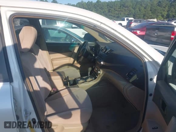 ✅ 2009 Toyota Highlander • VIN: JTEDA41A292000978 • Lot: 42739235. Wystawiony na IAAI z przebiegiem 290 328 mil. Bezpłatny archiwum sprzedaży aukcyjnych z USA i szczegółowy raport historii pojazdu na DreamBid. Zdjęcie 5.