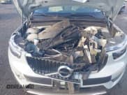 ✅ 2019 Volvo XC40 Momentum • VIN: YV4162XZ1K2019034 • Lot: 43591194. Listed on IAAI with 77,583 mi. Free auction sales archive from the USA and detailed vehicle history report at DreamBid. Image 10.