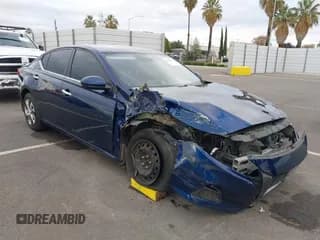 ✅ 2020 Nissan Altima S • VIN: 1N4BL4BV3LC117063 • Lot: 43720914. Listed on IAAI with 138,457 mi. Free auction sales archive from the USA and detailed vehicle history report at DreamBid. Image 1.