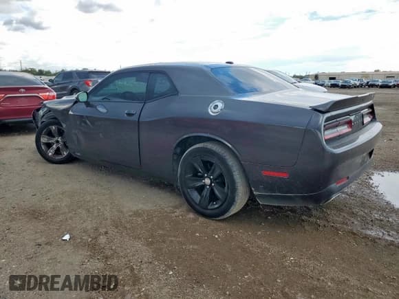 ✅ 2021 Dodge Challenger SXT • VIN: 2C3CDZAG5MH623220 • Лот: 81601045. Опубликован ранее на Copart с пробегом 74 188 миль. Бесплатный доступ к архиву аукционных продаж из США и подробный отчёт об истории автомобиля на DreamBid. Изображение 2.