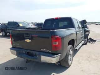 2010 Chevrolet Silverado 1500 LT with VIN 3GCRCSE08AG176889, listed as a IAAI auction lot 43084529 with 151,615 mi miles and . Bid and sale history available at DreamBid. Image 4.