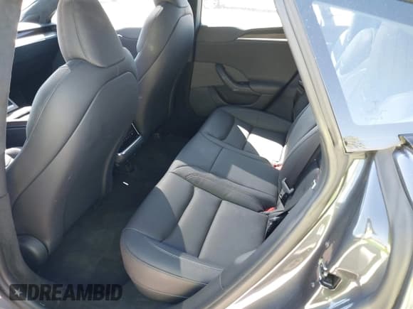 ✅ 2021 Tesla Model S Plaid • VIN: 5YJSA1E61MF435321 • Lot: 41832006. Listed on IAAI with 23,361 mi. Free auction sales archive from the USA and detailed vehicle history report at DreamBid. Image 8.