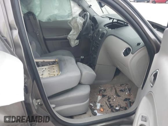 ✅ 2011 Chevrolet HHR 2LT • VIN: 3GNBACFU5BS581922 • Lot: 43629136. Listed on IAAI with 233,600 mi. Free auction sales archive from the USA and detailed vehicle history report at DreamBid. Image 5.