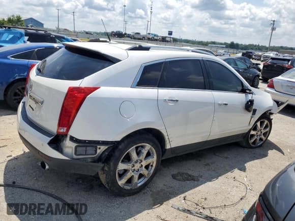✅ 2011 Cadillac SRX Premium Collection • VIN: 3GYFNCEYXBS530008 • Lot: 65556805. Wystawiony na Copart z przebiegiem 129 736 mil. Bezpłatny archiwum sprzedaży aukcyjnych z USA i szczegółowy raport historii pojazdu na DreamBid. Zdjęcie 3.