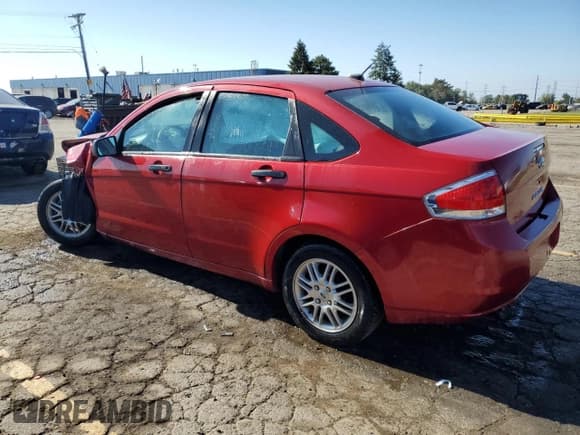 ✅ 2009 Ford Focus SE • VIN: 1FAHP35N79W163524 • Lot: 89494685. Wystawiony na Copart z przebiegiem Nie podano. Bezpłatny archiwum sprzedaży aukcyjnych z USA i szczegółowy raport historii pojazdu na DreamBid. Zdjęcie 2.
