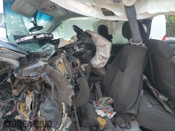 ✅ 2013 GMC Sierra 1500 SLE • VIN: 1GTR1VE08DZ323594 • Lot: 55720585. Wystawiony na Copart z przebiegiem Nie podano. Bezpłatny archiwum sprzedaży aukcyjnych z USA i szczegółowy raport historii pojazdu na DreamBid. Zdjęcie 7.