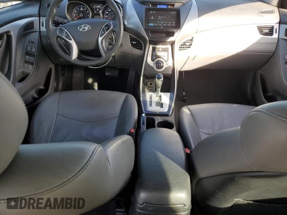 ✅ 2012 Hyundai Elantra Limited • VIN: 5NPDH4AE9CH118860 • Lot: 92302465. Listed on Copart with 133,852 mi. Free auction sales archive from the USA and detailed vehicle history report at DreamBid. Image 8.