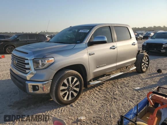 ✅ 2019 Toyota Tundra SR5 • VIN: 5TFFY5F1XKX248864 • Lot: 74768404. Listed on Copart with 41,845 mi. Free auction sales archive from the USA and detailed vehicle history report at DreamBid. Image 1.