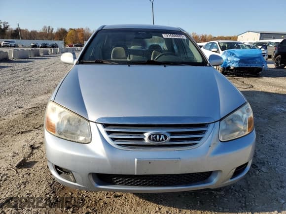 ✅ 2007 Kia Spectra EX • VIN: KNAFE121175407214 • Lot: 91688885. Listed on Copart with 144,240 mi. Free auction sales archive from the USA and detailed vehicle history report at DreamBid. Image 5.