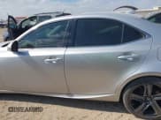 ✅ 2017 Lexus IS 200t • VIN: JTHBA1D23H5059662 • Lot: 43470484. Wystawiony na IAAI z przebiegiem 71 518 mil. Bezpłatny archiwum sprzedaży aukcyjnych z USA i szczegółowy raport historii pojazdu na DreamBid. Zdjęcie 14.