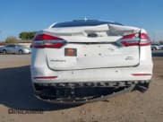 ✅ 2020 Ford Fusion SE • VIN: 3FA6P0LU5LR266094 • Lot: 43575328. Wystawiony na IAAI z przebiegiem 159 974 mil. Bezpłatny archiwum sprzedaży aukcyjnych z USA i szczegółowy raport historii pojazdu na DreamBid. Zdjęcie 19.