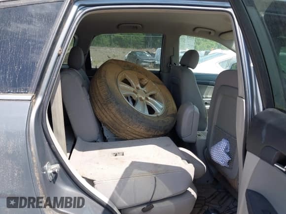 ✅ 2008 Saturn VUE XE • VIN: 3GSCL33P88S584090 • Lot: 42935923. Listed on IAAI with Not provided. Free auction sales archive from the USA and detailed vehicle history report at DreamBid. Image 8.