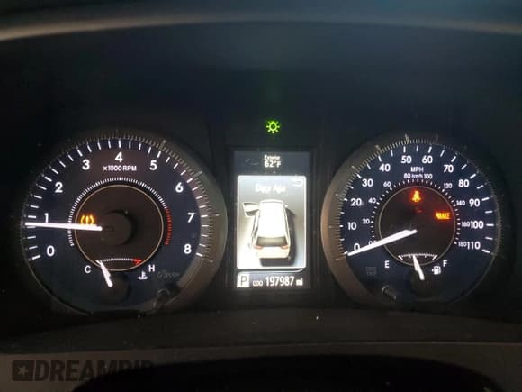 ✅ 2015 Toyota Sienna XLE • VIN: 5TDDK3DC7FS096748 • Lot: 86982005. Listed on Copart with 197,987 mi. Free auction sales archive from the USA and detailed vehicle history report at DreamBid. Image 9.