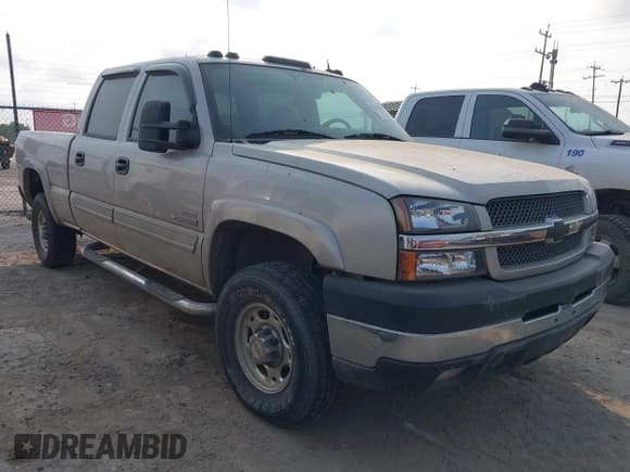 ✅ 2004 Chevrolet Silverado 2500HD LS • VIN: 1GCHC23284F216989 • Lot: 42315974. Listed on IAAI with 249,245 mi. Free auction sales archive from the USA and detailed vehicle history report at DreamBid. Image 1.