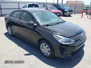✅ 2022 Kia Rio S • VIN: 3KPA24AD0NE483978 • Lot: 42851788. Wystawiony na IAAI z przebiegiem 19 222 mil. Bezpłatny archiwum sprzedaży aukcyjnych z USA i szczegółowy raport historii pojazdu na DreamBid. Zdjęcie 1.