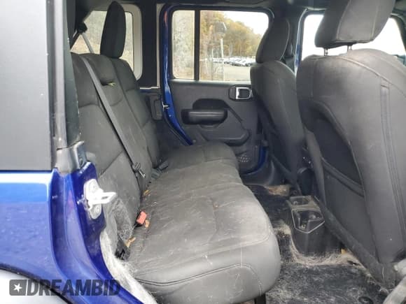 ✅ 2018 Jeep Wrangler Unlimited Sport S • VIN: 1C4HJXDG9JW290107 • Lot: 90759215. Listed on Copart with 95,833 mi. Free auction sales archive from the USA and detailed vehicle history report at DreamBid. Image 10.