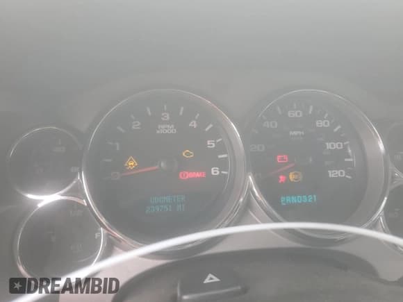 ✅ 2007 Chevrolet Silverado 1500 LTZ • VIN: 2GCEC13J571552034 • Lot: 55851415. Listed on Copart with 239,751 mi. Free auction sales archive from the USA and detailed vehicle history report at DreamBid. Image 9.