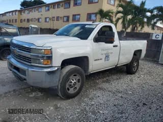 ✅ 2016 Chevrolet Silverado 2500HD Work Truck • VIN: 1GC0CUEG3GZ136634 • Lot: 84583255. Wystawiony na Copart z przebiegiem 179 342 mil. Bezpłatny archiwum sprzedaży aukcyjnych z USA i szczegółowy raport historii pojazdu na DreamBid. Zdjęcie 1.