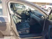 ✅ 2008 Volkswagen Passat Turbo • VIN: WVWJK73C48P054806 • Lot: 43701777. Listed on IAAI with 175,248 mi. Free auction sales archive from the USA and detailed vehicle history report at DreamBid. Image 5.