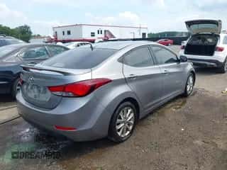 2015 Hyundai Elantra SE z VIN KMHDH4AE1FU360063, wystawiony jako IAAI lot #42787979 z przebiegiem 104 514 mil mil oraz . Historia ofert i sprzedaży dostępna na DreamBid. Obrazek 4.