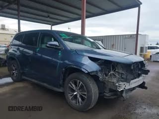 ✅ 2017 Toyota Highlander LE • VIN: 5TDZZRFH0HS224733 • Лот: 43701475. Опубликован ранее на IAAI с пробегом 139 866 миль. Бесплатный доступ к архиву аукционных продаж из США и подробный отчёт об истории автомобиля на DreamBid. Изображение 1.