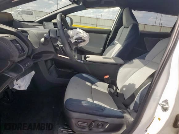 ✅ 2023 Subaru Solterra Limited • VIN: JTMABABA3PA039065 • Лот: 62850425. Опубликован ранее на Copart с пробегом 19 974 миль. Бесплатный доступ к архиву аукционных продаж из США и подробный отчёт об истории автомобиля на DreamBid. Изображение 7.