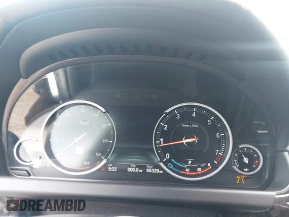 ✅ 2014 BMW 6 Series 650i • VIN: WBA6B2C51ED129160 • Lot: 42458210. Listed on IAAI with 95,339 mi. Free auction sales archive from the USA and detailed vehicle history report at DreamBid. Image 7.