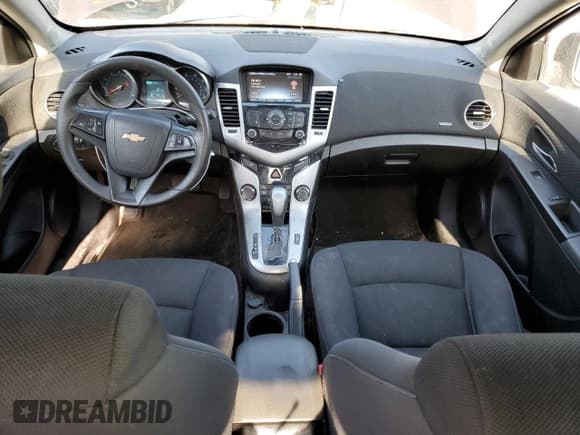 ✅ 2015 Chevrolet Cruze LT • VIN: 1G1PC5SB5F7137882 • Lot: 49864433. Listed on Copart with 134,667 mi. Free auction sales archive from the USA and detailed vehicle history report at DreamBid. Image 8.