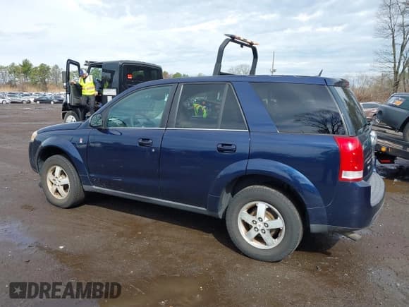 ✅ 2007 Saturn VUE V6 • VIN: 5GZCZ53437S877481 • Lot: 41939811. Wystawiony na IAAI z przebiegiem 106 937 mil. Bezpłatny archiwum sprzedaży aukcyjnych z USA i szczegółowy raport historii pojazdu na DreamBid. Zdjęcie 3.