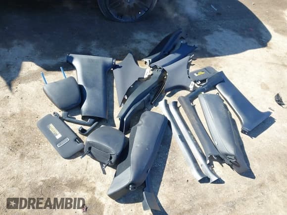 ✅ 2019 Lexus IS 300 • VIN: JTHC81D27K5035534 • Lot: 41732472. Listed on IAAI with 70,089 mi. Free auction sales archive from the USA and detailed vehicle history report at DreamBid. Image 12.