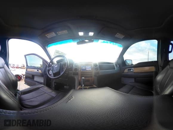 ✅ 2011 Ford F-150 XLT • VIN: 1FTFW1CT7BFB68898 • Лот: 42778308. Опубликован ранее на IAAI с пробегом 135 636 миль. Бесплатный доступ к архиву аукционных продаж из США и подробный отчёт об истории автомобиля на DreamBid. Изображение 19.