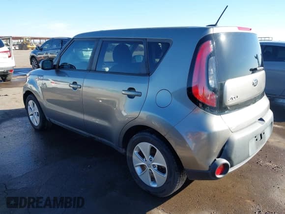 ✅ 2016 Kia Soul • VIN: KNDJN2A26G7393554 • Lot: 43593215. Wystawiony na IAAI z przebiegiem 81 941 mil. Bezpłatny archiwum sprzedaży aukcyjnych z USA i szczegółowy raport historii pojazdu na DreamBid. Zdjęcie 3.