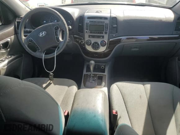 ✅ 2011 Hyundai Santa Fe GLS • VIN: 5XYZG3AB1BG018119 • Lot: 78743554. Listed on Copart with 121,199 mi. Free auction sales archive from the USA and detailed vehicle history report at DreamBid. Image 8.