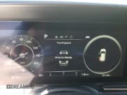 ✅ 2022 Kia Carnival SX Prestige • VIN: KNDNE5H33N6176760 • Lot: 82531895. Wystawiony na Copart z przebiegiem 31 122 mil. Bezpłatny archiwum sprzedaży aukcyjnych z USA i szczegółowy raport historii pojazdu na DreamBid. Zdjęcie 9.