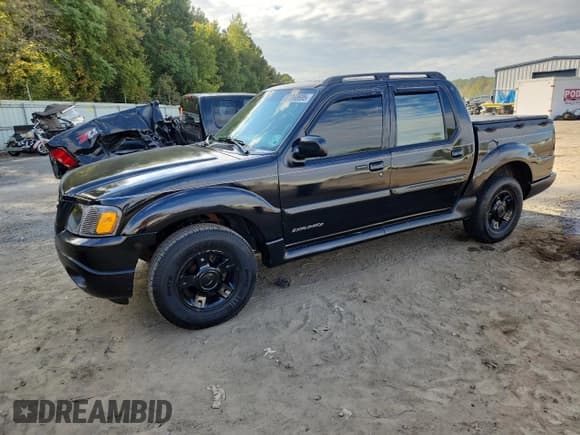 ✅ 2001 Ford Explorer Sport Trac • VIN: 1FMZU77E91UB73818 • Lot: 87060695. Listed on Copart with 225,924 mi. Free auction sales archive from the USA and detailed vehicle history report at DreamBid. Image 1.