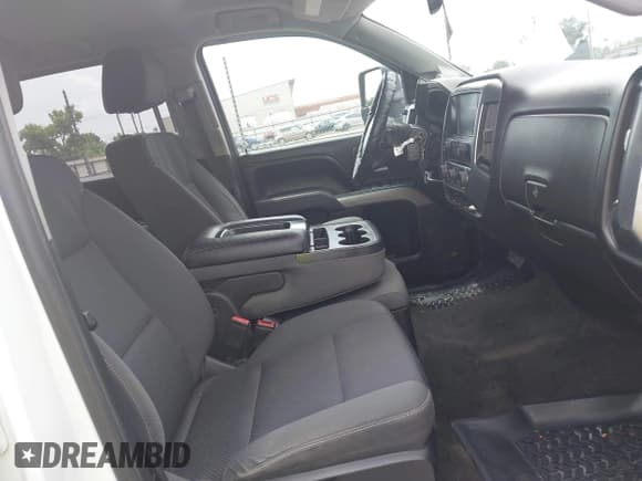 ✅ 2017 Chevrolet Silverado 2500HD LT • VIN: 1GC1KVEG4HF103805 • Lot: 42528905. Listed on IAAI with 306,889 mi. Free auction sales archive from the USA and detailed vehicle history report at DreamBid. Image 5.