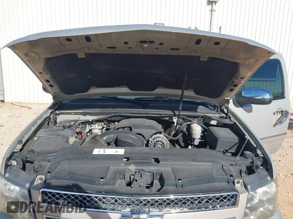 2011 Chevrolet Tahoe LTZ с VIN 1GNSKCE04BR116580, выставлен на аукционе IAAI как лот 43474183 с пробегом 183 144 миль миль и . История ставок и продаж доступна на DreamBid. Изображение 10.