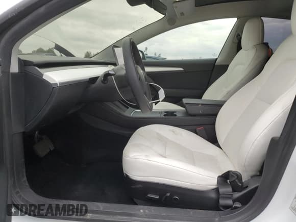 ✅ 2022 Tesla Model 3 • VIN: 5YJ3E1EAXNF153340 • Lot: 93313555. Wystawiony na Copart z przebiegiem 33 005 mil. Bezpłatny archiwum sprzedaży aukcyjnych z USA i szczegółowy raport historii pojazdu na DreamBid. Zdjęcie 7.